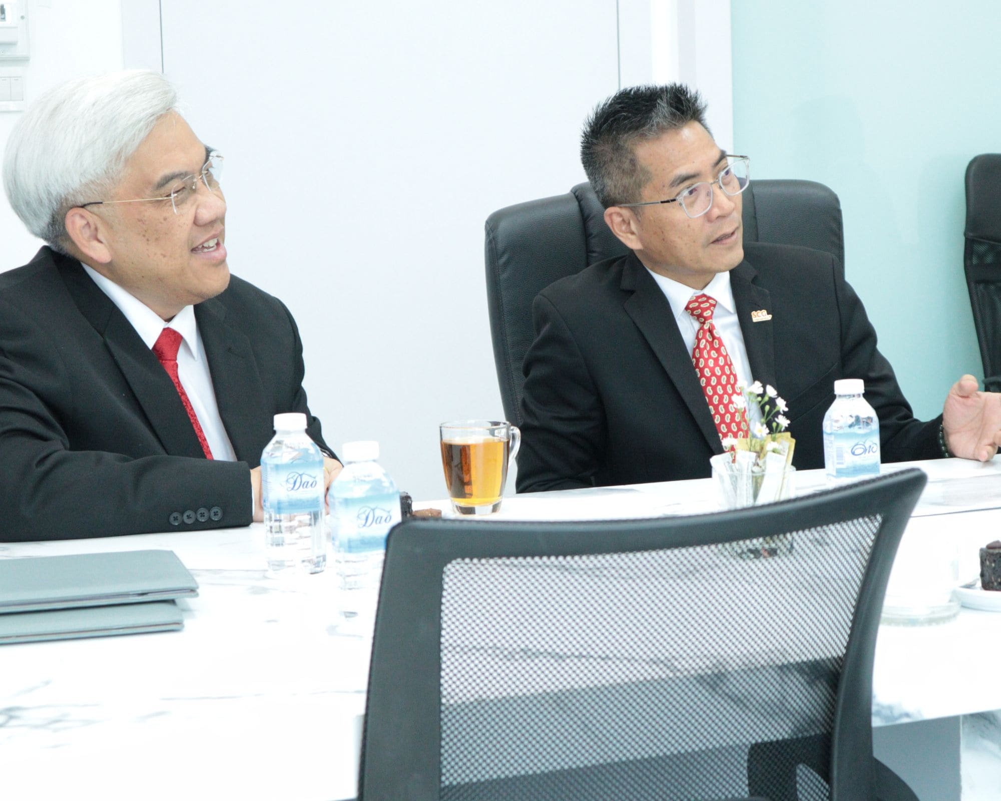 25 partnership by signing a Memorandum of Understanding (MOU) - SCG International - KP company